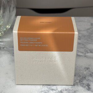 Haus Labs Bio-Blurring Loose Setting Powder – Deep Honey